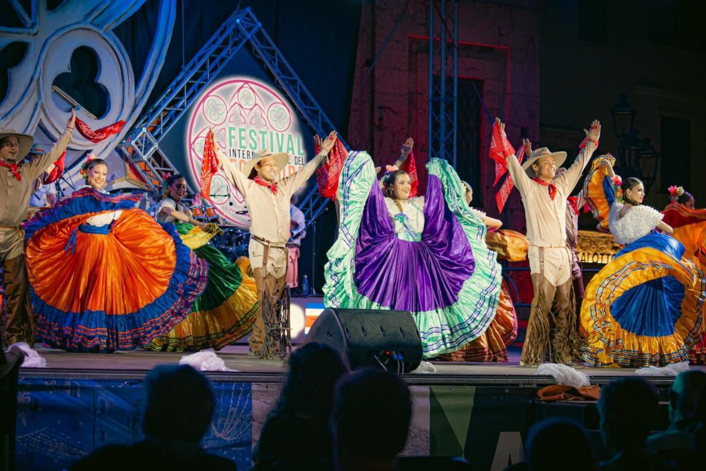 lamalacrianza giras internacionales