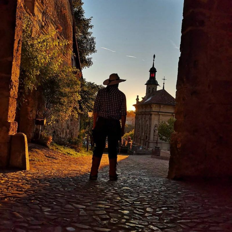 41393500 1120401481443793 8044296307424100352 n